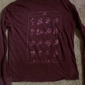 Long sleeve flower top